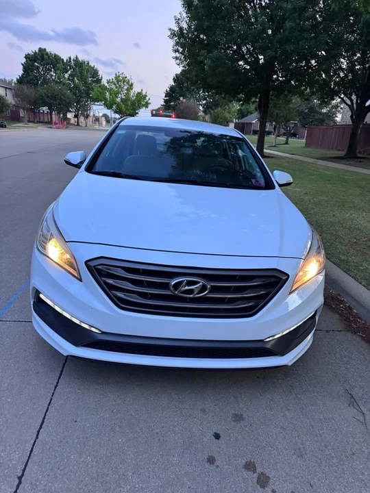 2016 Hyundai Sonata - Image 12 of 18