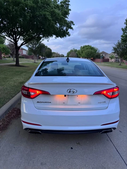 2016 Hyundai Sonata - Image 6 of 18