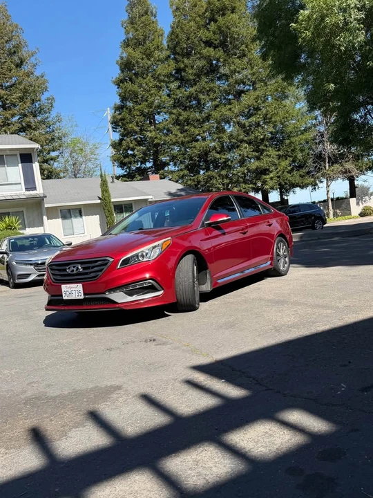 2016 Hyundai Sonata - Image 2 of 7