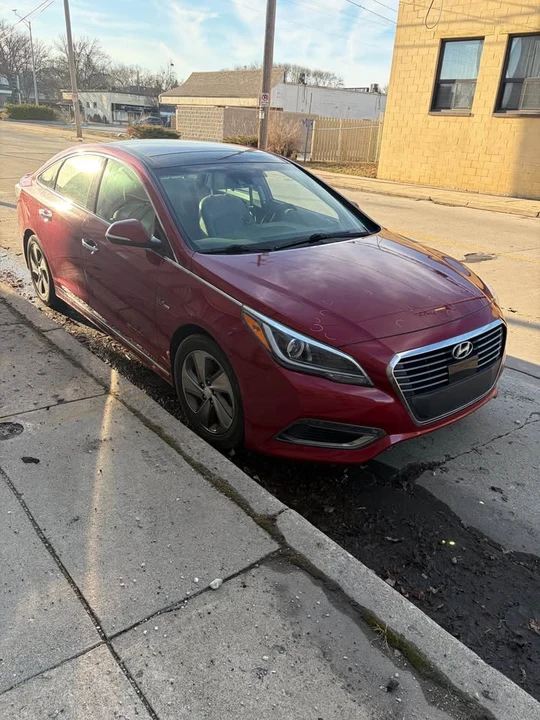 2016 Hyundai Sonata - Image 2 of 6