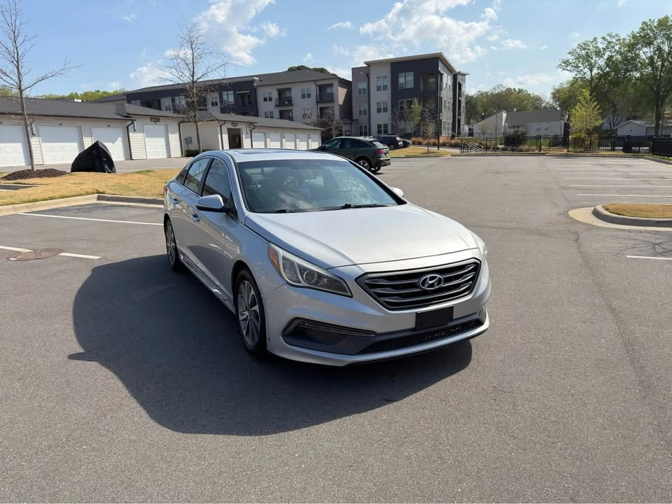 2016 Hyundai Sonata - Image 2 of 15