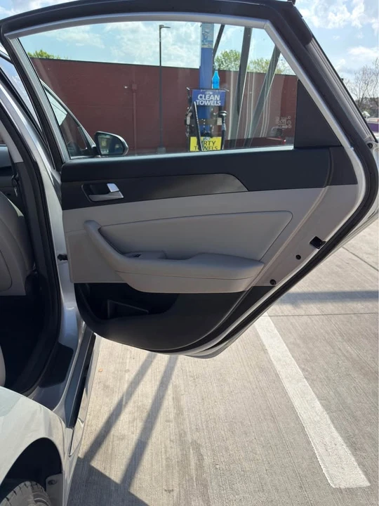 2016 Hyundai Sonata - Image 11 of 15