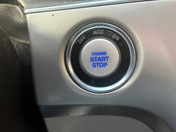 2016 Hyundai Sonata - Image 17 of 18
