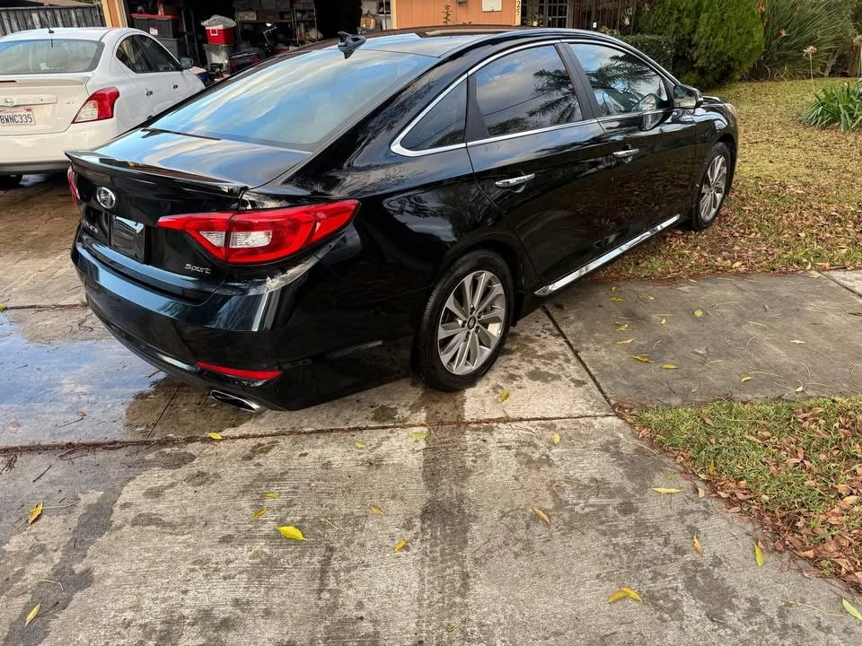 2016 Hyundai Sonata - Image 9 of 12