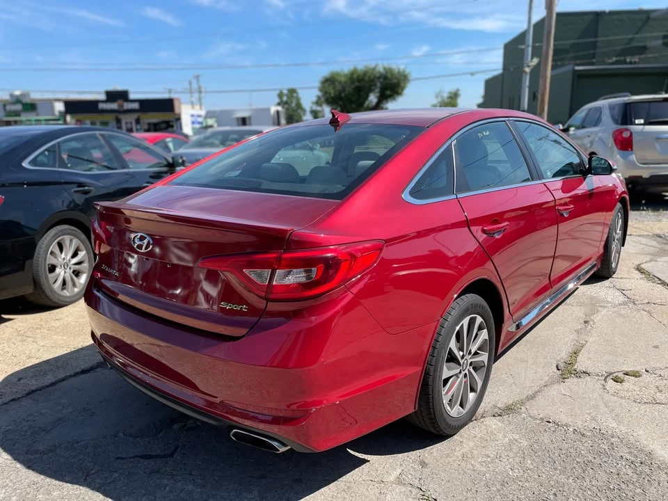 2016 Hyundai Sonata - Image 4 of 18