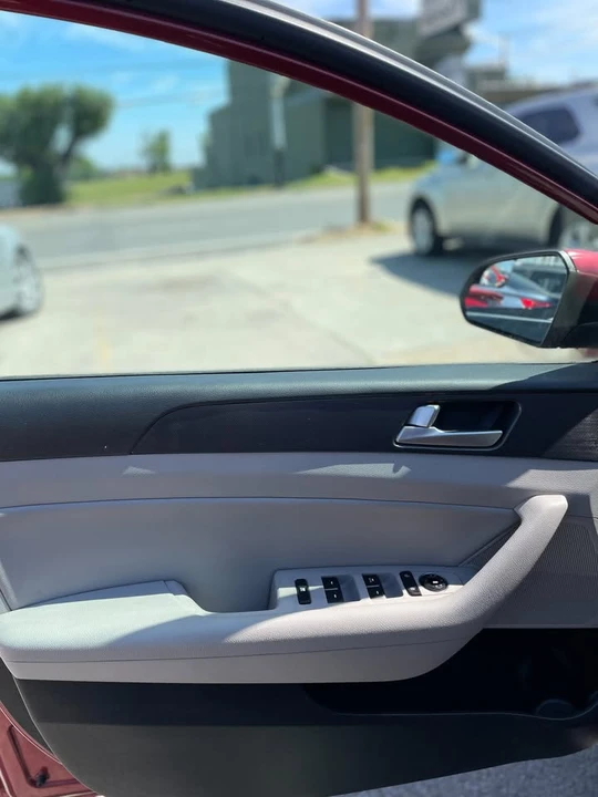 2016 Hyundai Sonata - Image 12 of 18