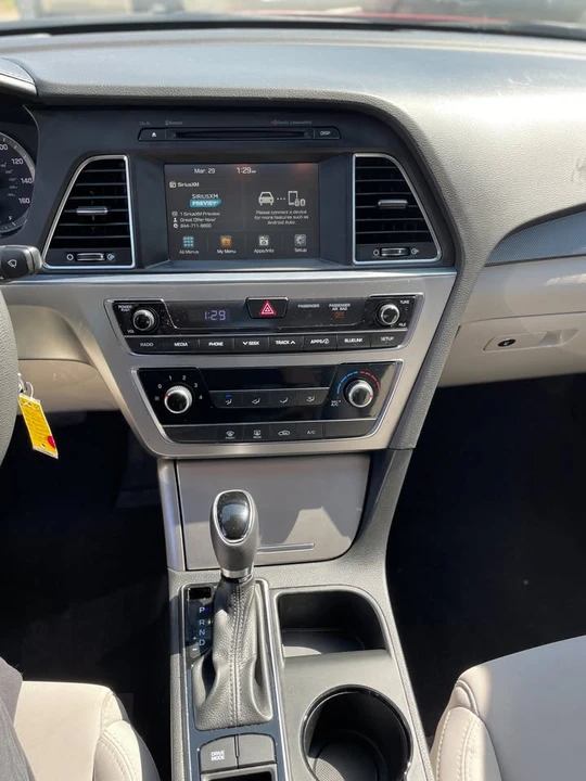 2016 Hyundai Sonata - Image 15 of 18