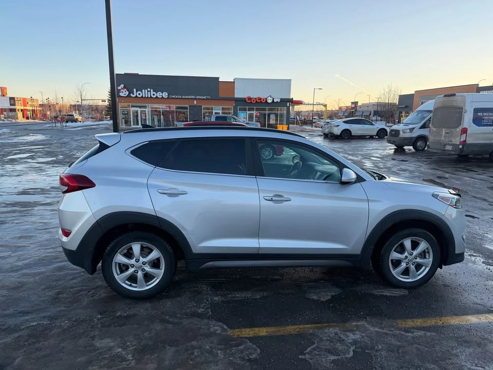 2016 Hyundai Tucson - Image 7 of 9