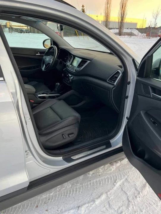 2016 Hyundai Tucson - Image 4 of 9