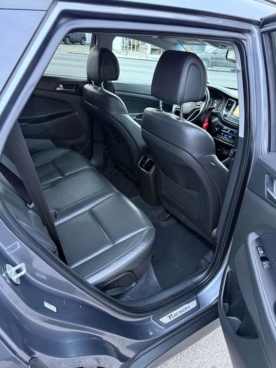 2016 Hyundai Tucson - Image 8 of 17