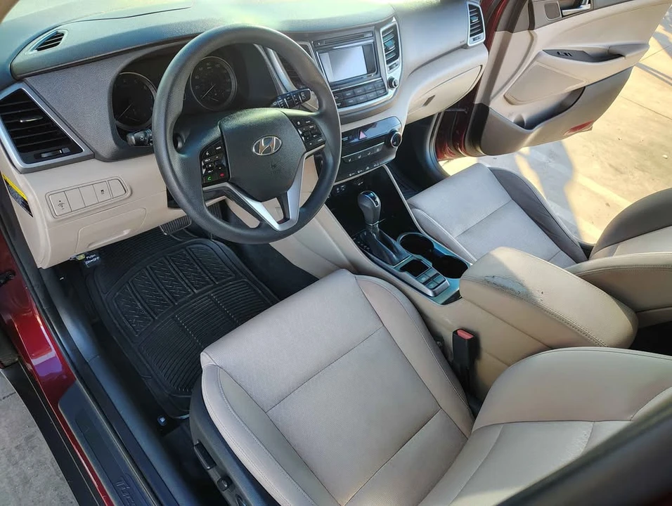 2016 Hyundai Tucson - Image 8 of 14