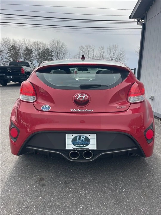 2016 Hyundai Veloster - Image 5 of 16
