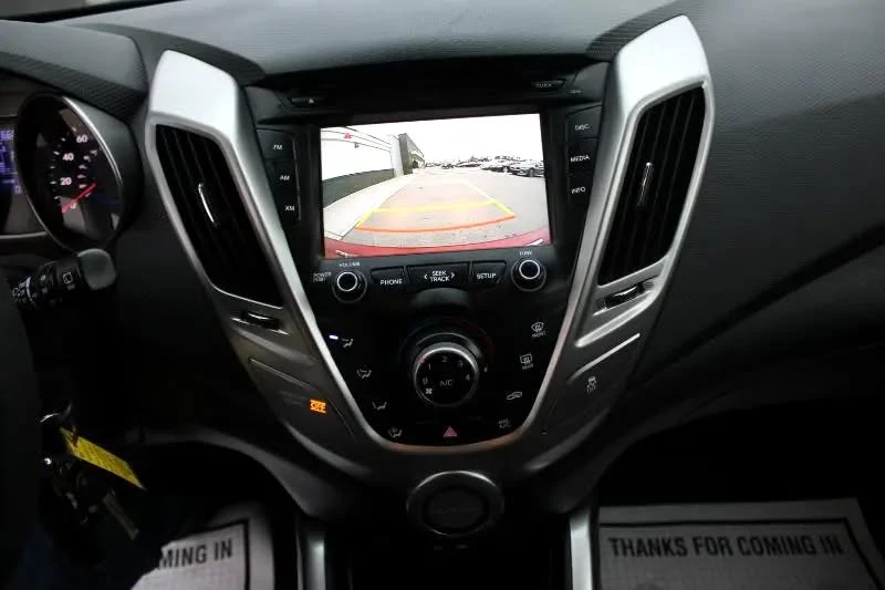 2016 Hyundai Veloster - Image 12 of 15