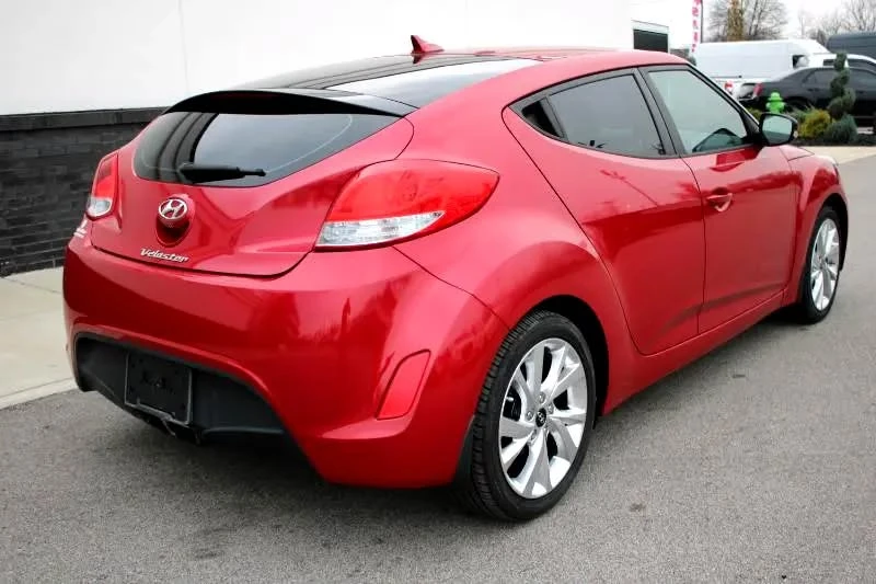 2016 Hyundai Veloster - Image 6 of 15