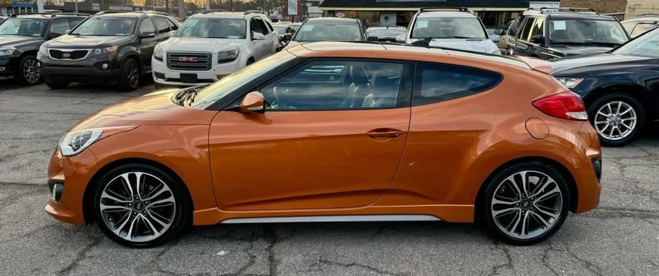 2016 Hyundai Veloster - Image 4 of 20