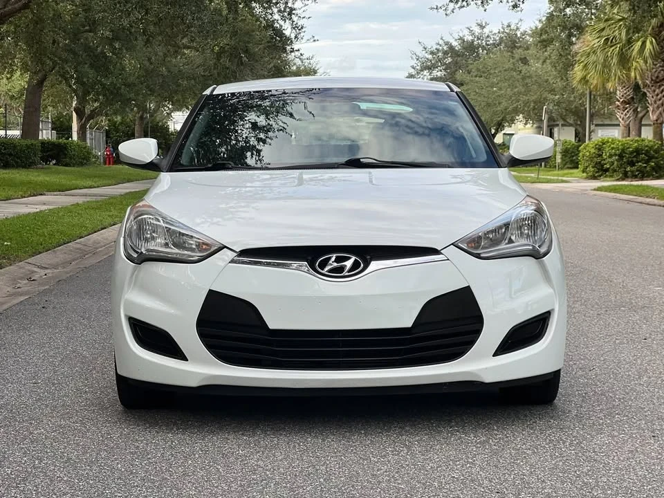 2016 Hyundai Veloster - Image 7 of 19