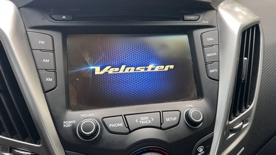 2016 Hyundai Veloster - Image 12 of 19