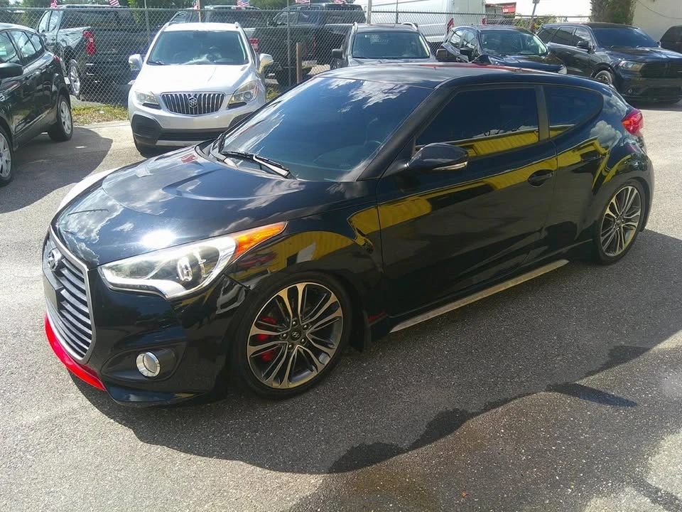 2016 Hyundai Veloster - Image 8 of 15
