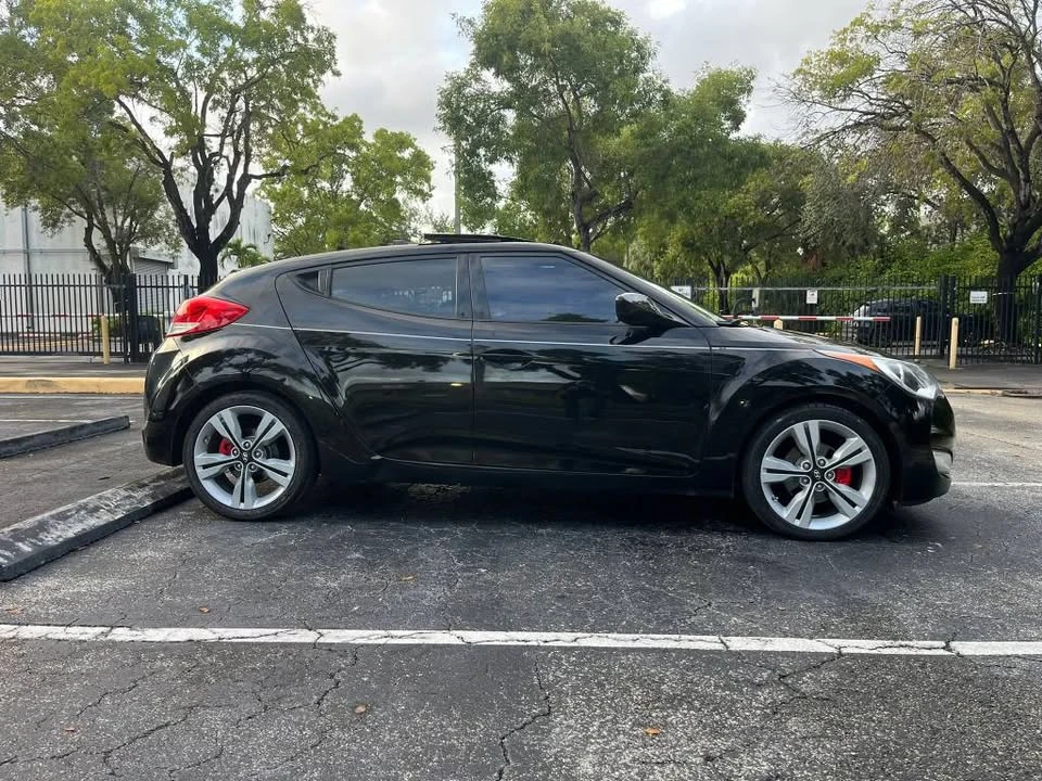 2016 Hyundai Veloster - Image 3 of 13