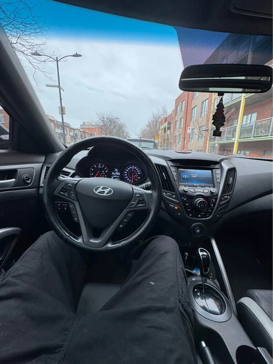 2016 Hyundai Veloster - Image 5 of 7
