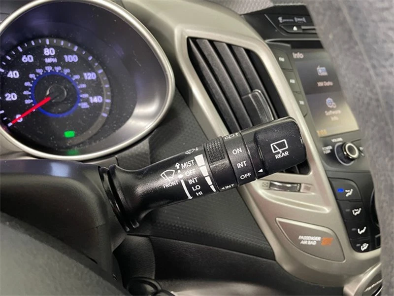 2016 Hyundai Veloster - Image 10 of 17