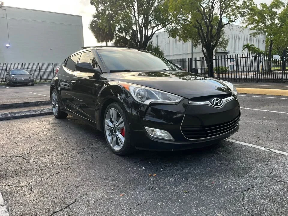 2016 Hyundai Veloster - Image 3 of 16