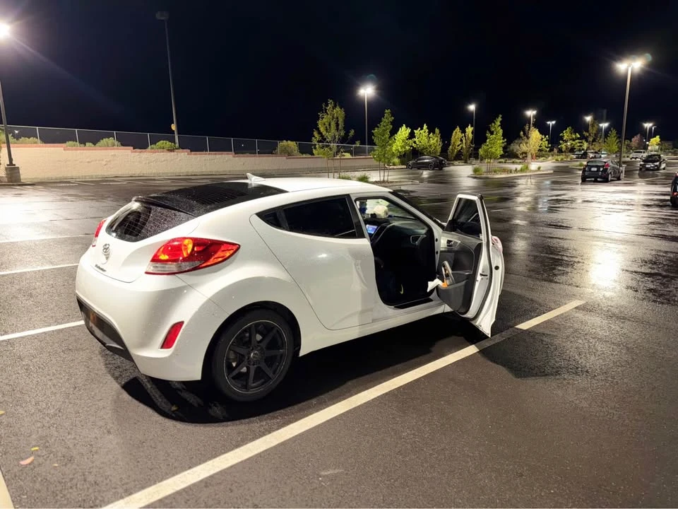 2016 Hyundai Veloster - Image 3 of 7