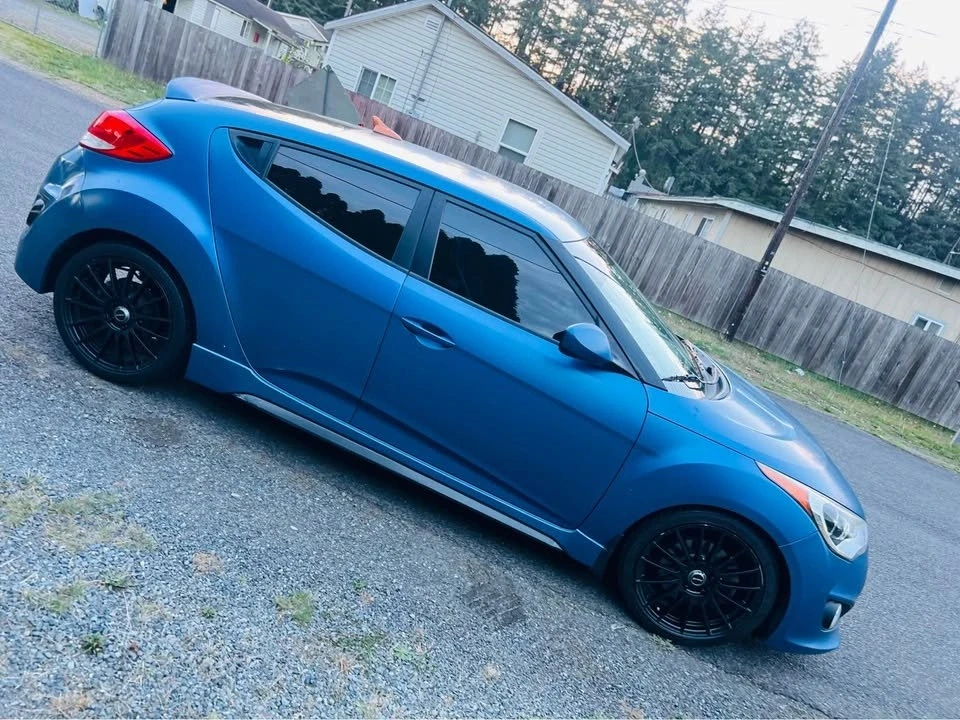 2016 Hyundai Veloster - Image 4 of 11