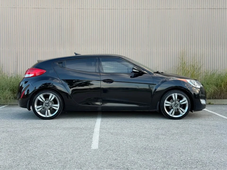 2016 Hyundai Veloster - Image 4 of 14
