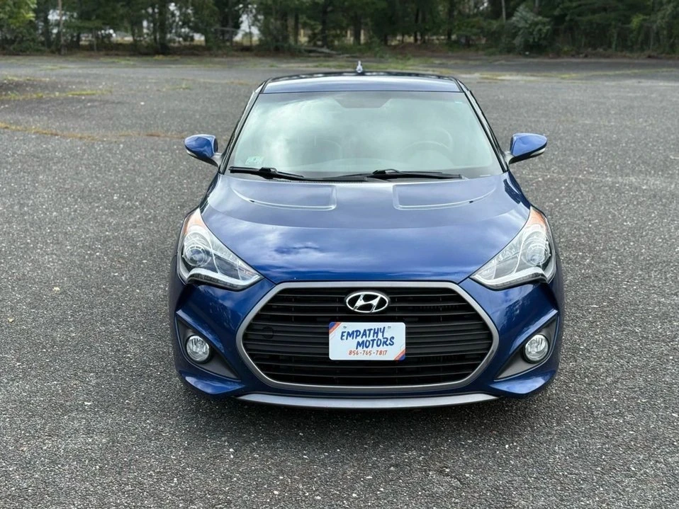 2016 Hyundai Veloster - Image 8 of 20
