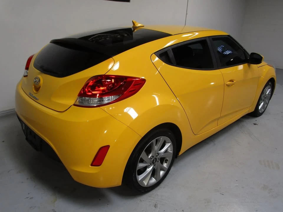 2016 Hyundai Veloster - Image 7 of 20