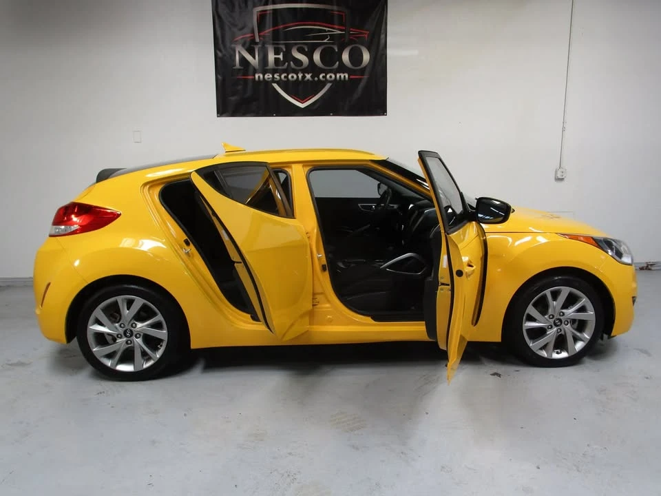 2016 Hyundai Veloster - Image 5 of 20