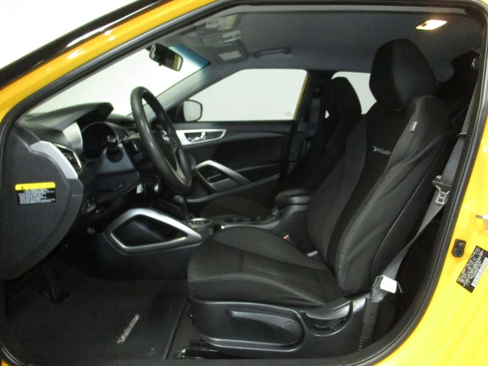 2016 Hyundai Veloster - Image 15 of 20