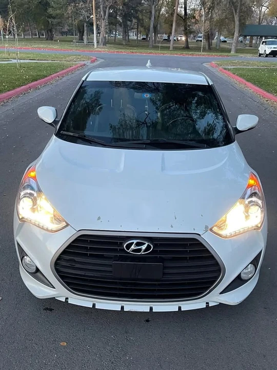 2016 Hyundai Veloster - Image 3 of 19