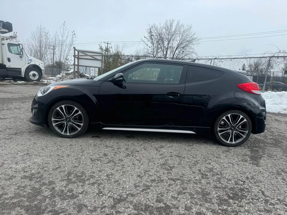 2016 Hyundai Veloster - Image 8 of 16