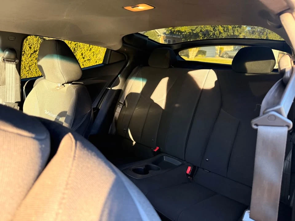 2016 Hyundai Veloster - Image 7 of 14