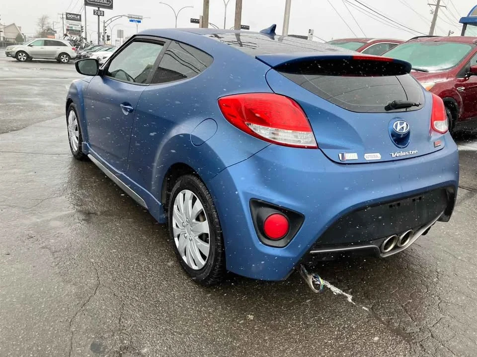 2016 Hyundai Veloster - Image 4 of 8