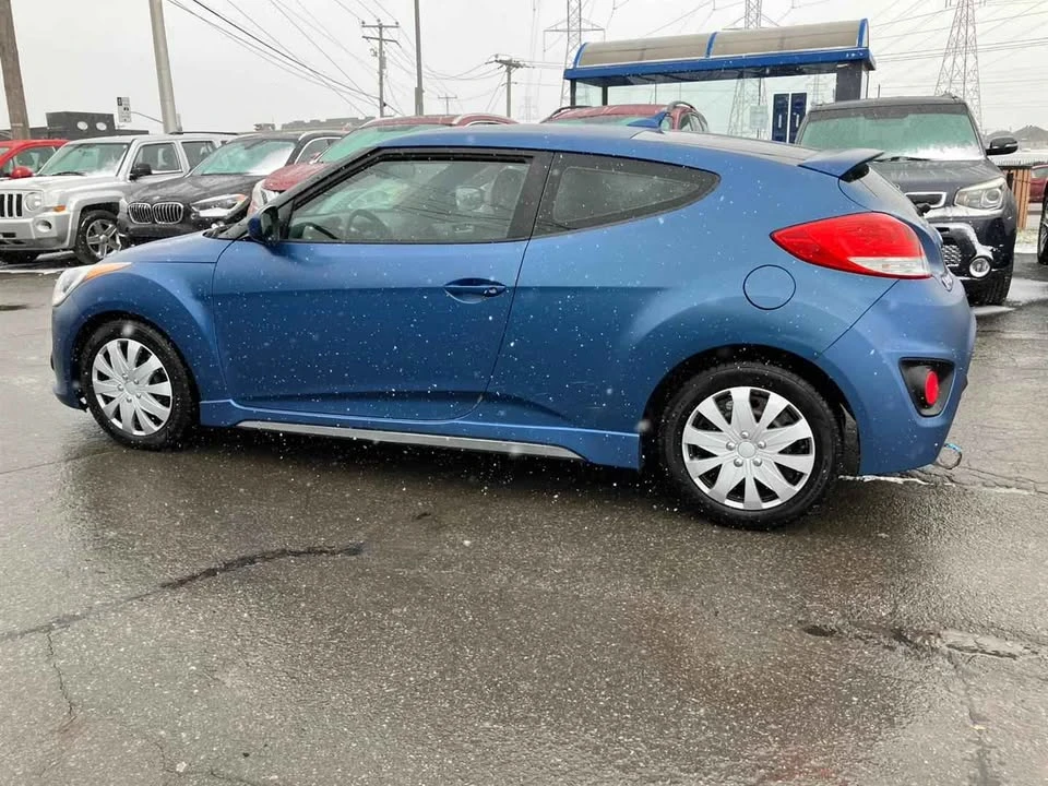 2016 Hyundai Veloster - Image 5 of 8