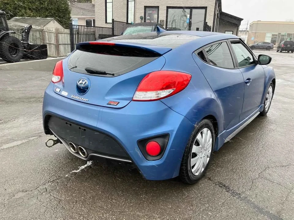 2016 Hyundai Veloster - Image 2 of 8