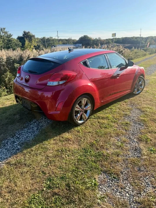2016 Hyundai Veloster - Image 4 of 20