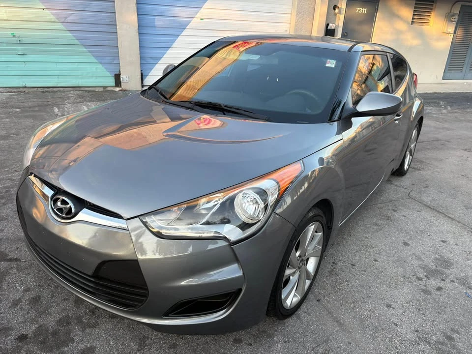 2016 Hyundai Veloster - Image 6 of 9