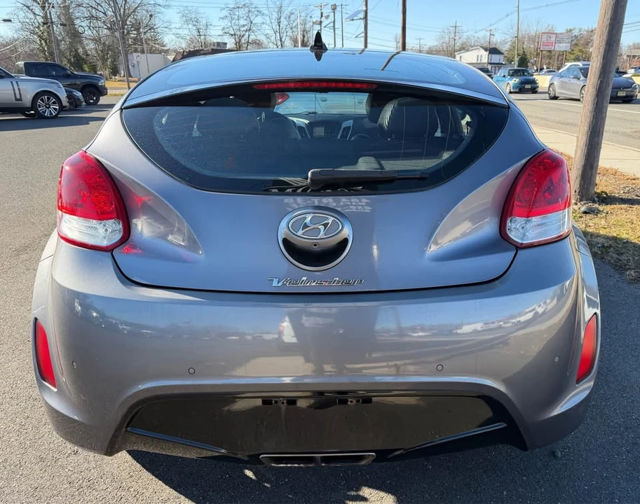 2016 Hyundai Veloster - Image 6 of 11