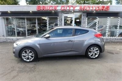 2016 Hyundai Veloster - Image 4 of 10