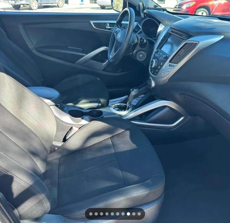 2016 Hyundai Veloster - Image 8 of 8