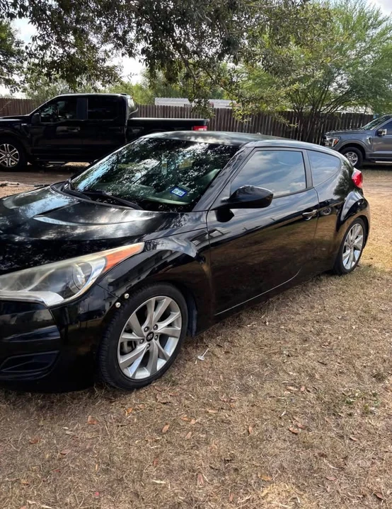 2016 Hyundai Veloster - Image 4 of 7