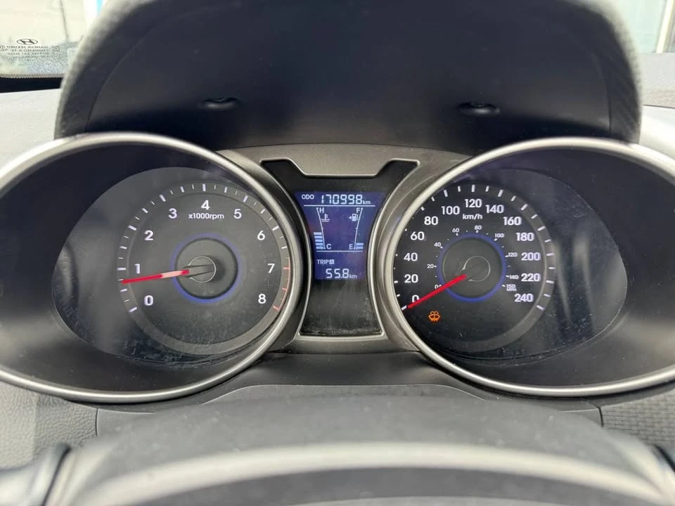 2016 Hyundai Veloster - Image 7 of 19