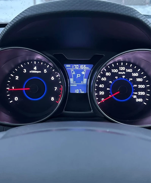 2016 Hyundai Veloster - Image 5 of 9