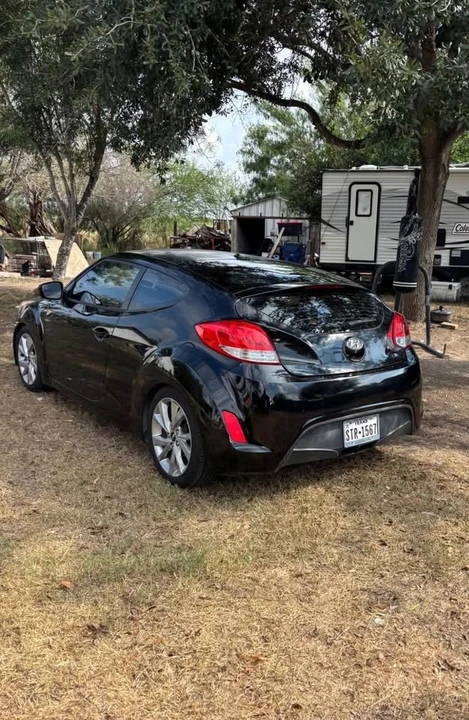2016 Hyundai Veloster - Image 3 of 7