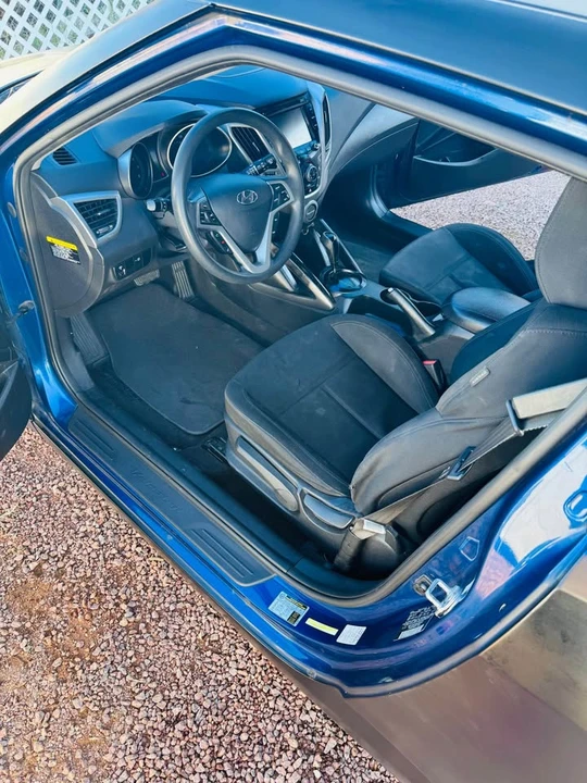 2016 Hyundai Veloster - Image 9 of 9