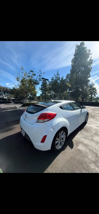 2016 Hyundai Veloster - Image 3 of 11